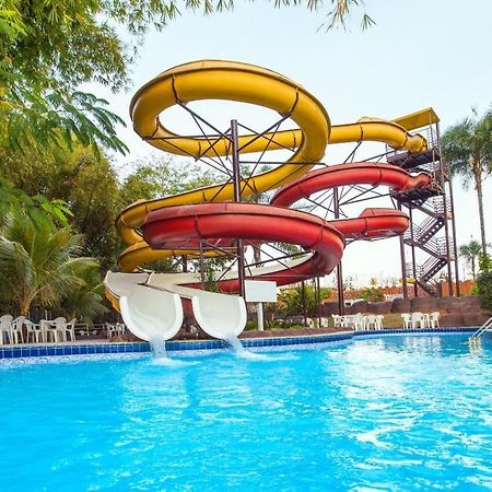 Aparthotel Golden Dolphin Caldas Novas Zewnętrze zdjęcie